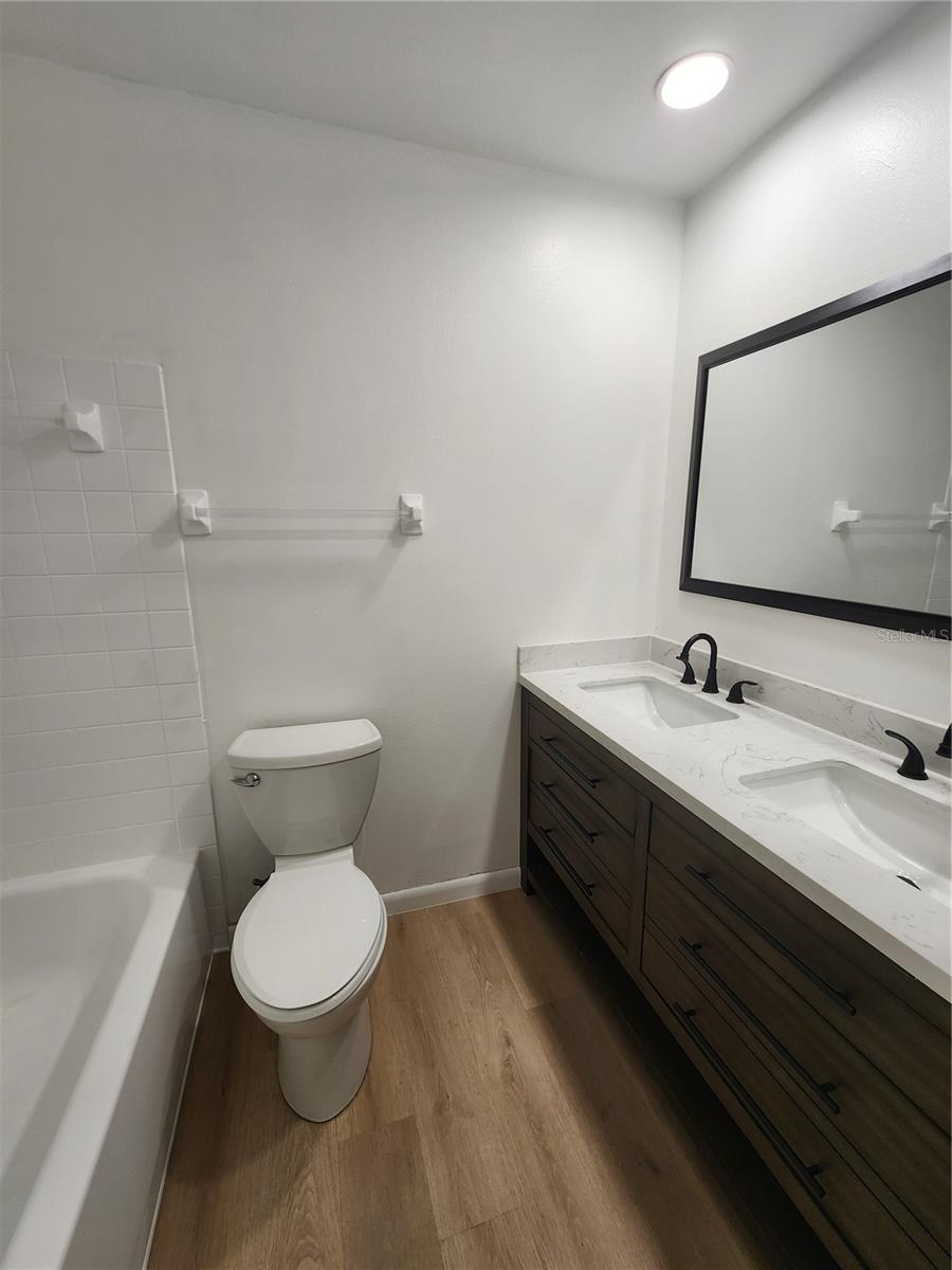 CUMBERLAND PARK - Residential
