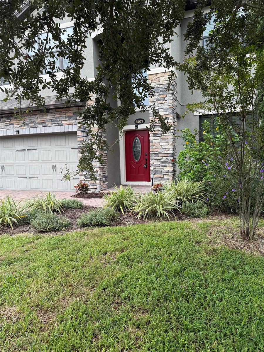 5107 APPENINE LOOP W