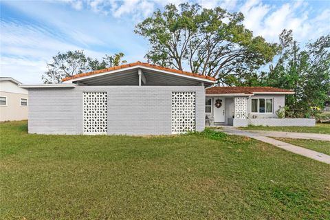 A home in DELTONA