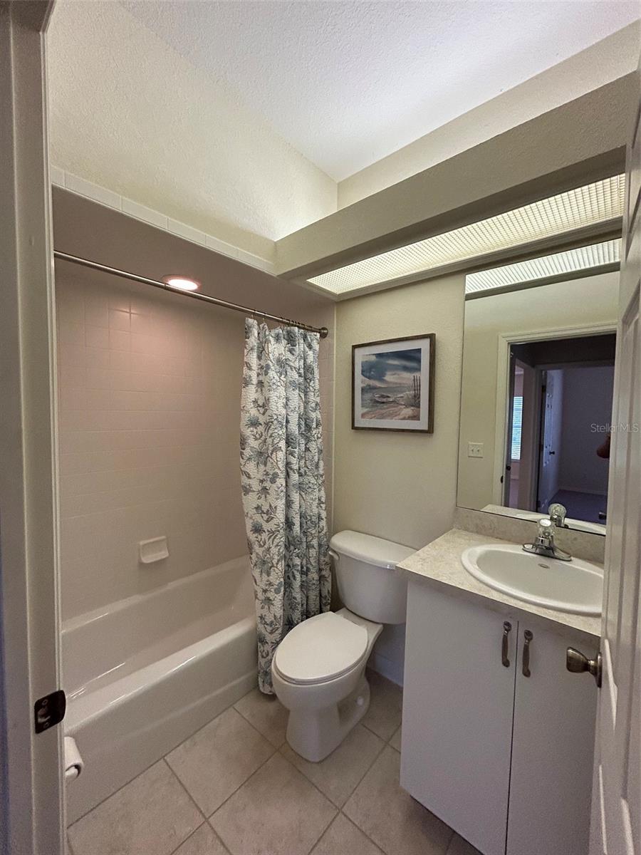 EAGLE POND CONDO - Residential Lease