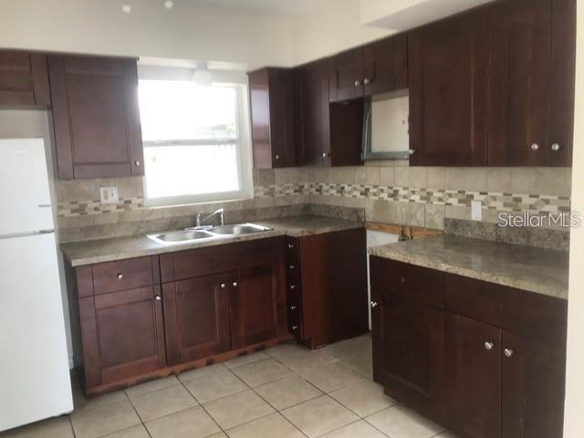 DREW TERRACE - Residential Lease