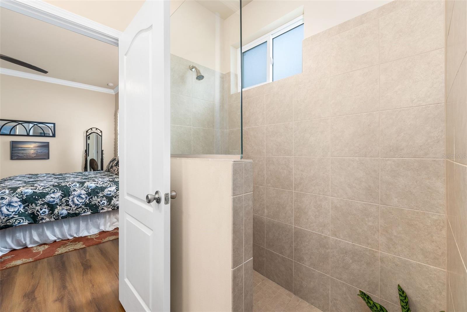 OAKMONT - Residential