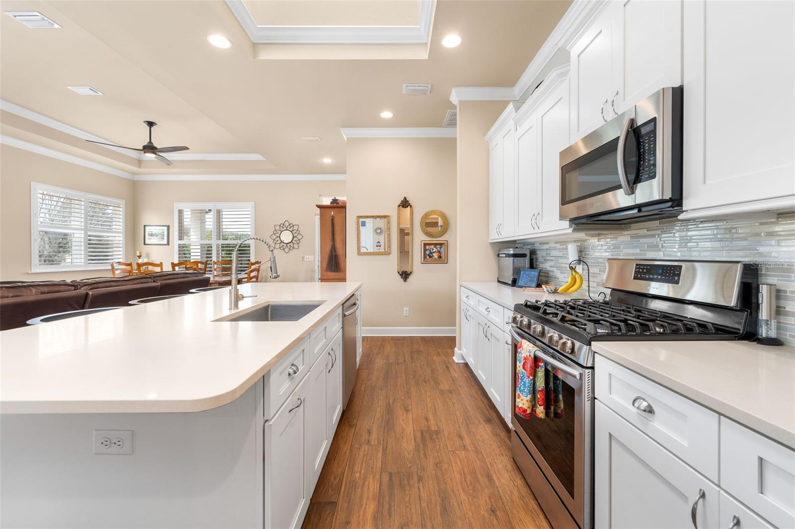 OAKMONT - Residential