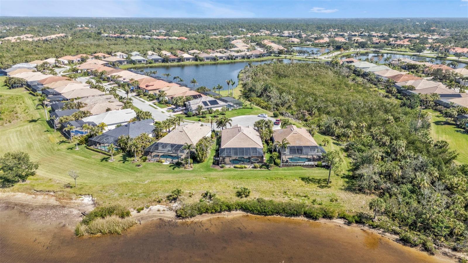 RIVERWOOD - Residential