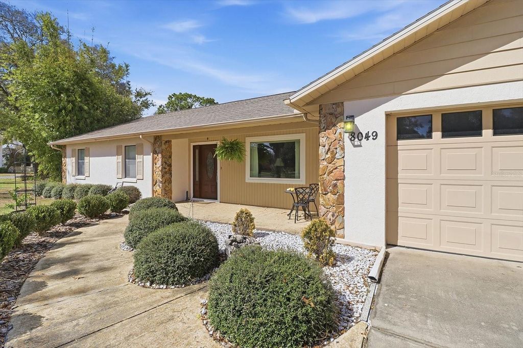 Photo of 8049 SW 100th Street, Ocala, FL 34481 (MLS # W7883713)