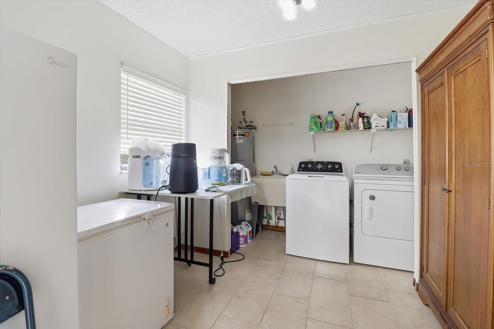 KINGSLAND COUNTRY ESTATE - Residential