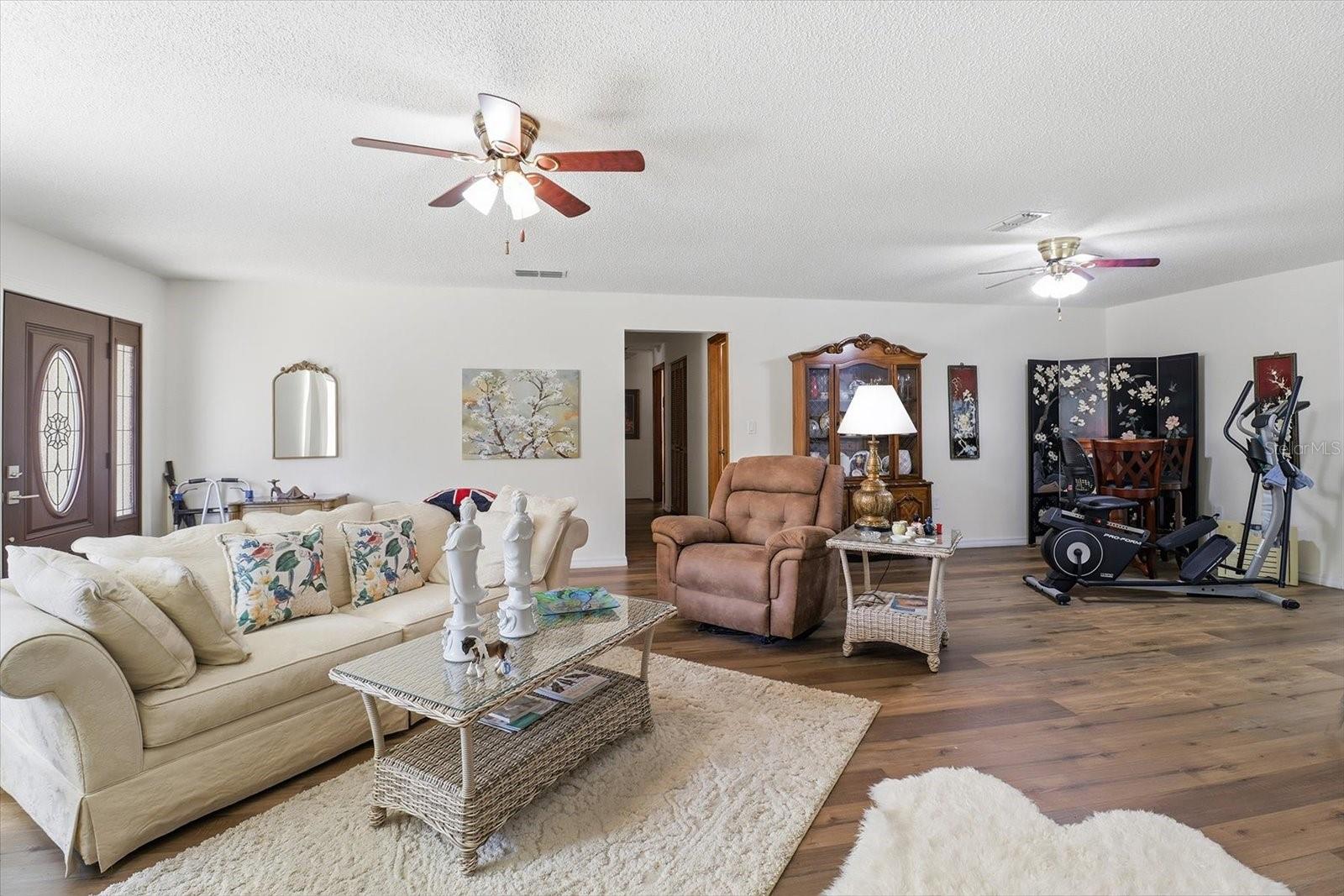 KINGSLAND COUNTRY ESTATE - Residential