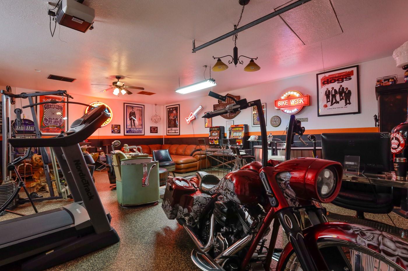 Tomoka Pines - Residential