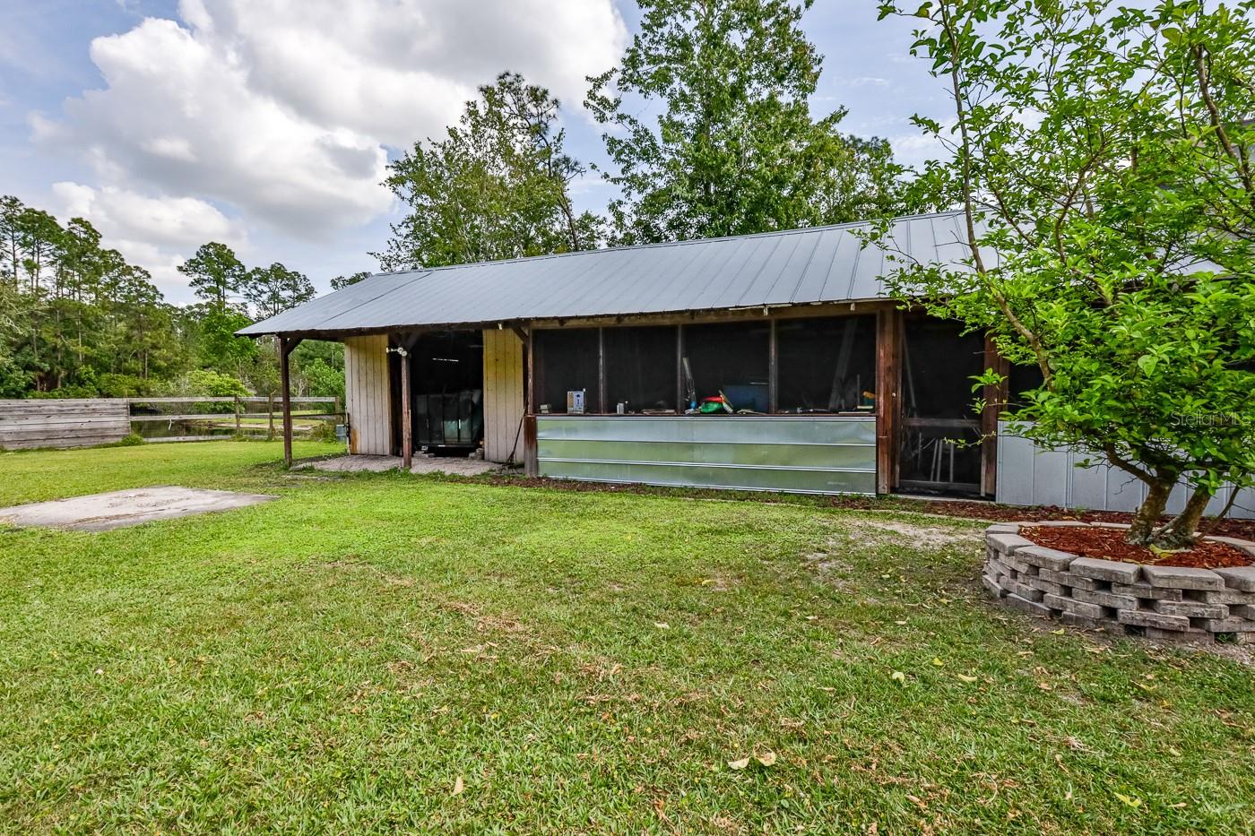 Tomoka Pines - Residential