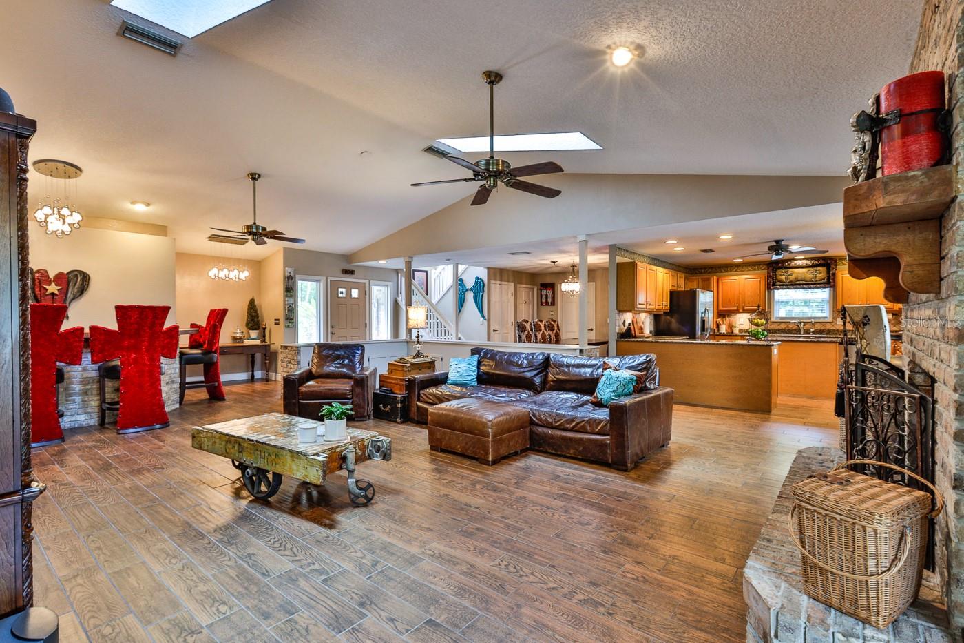 Tomoka Pines - Residential