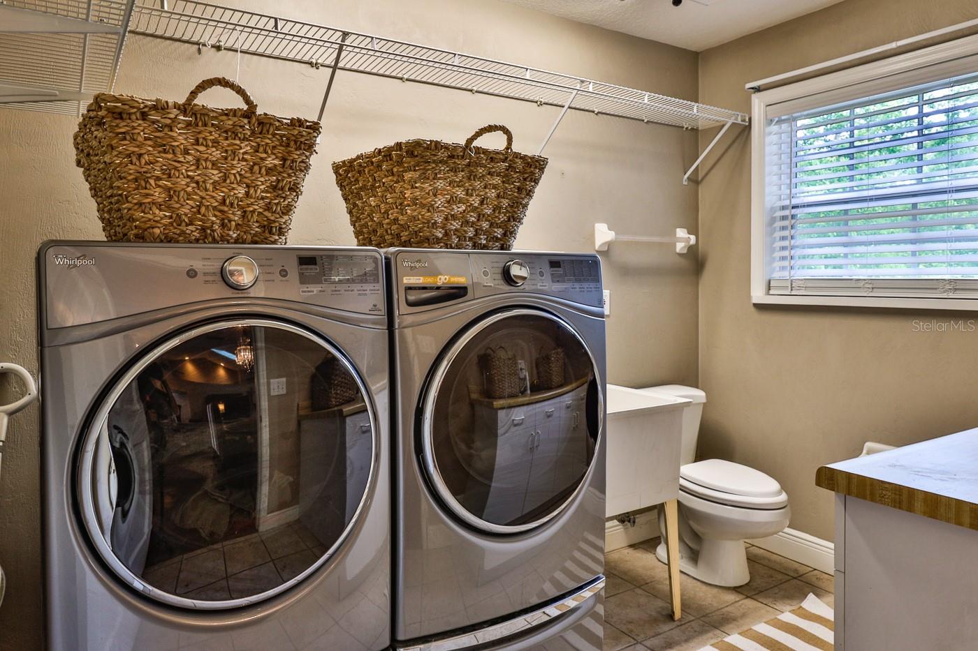 Tomoka Pines - Residential