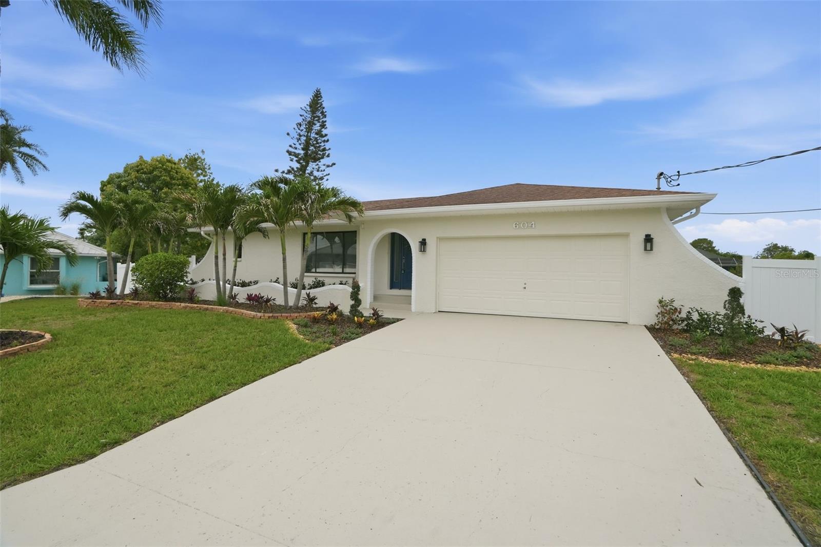 604 KINGSTON COURT