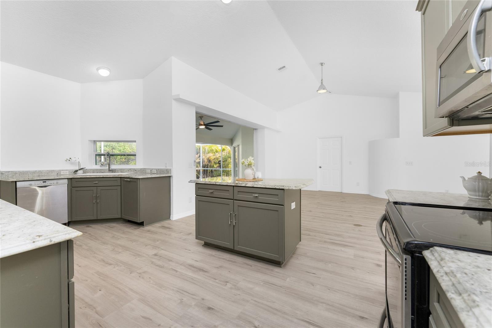 ENGLEWOOD HOMEACRES 1ST ADD - Residential