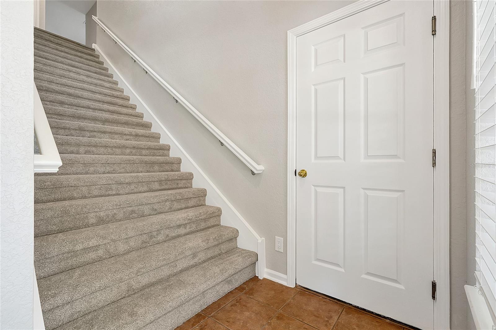 PHILLIPS BAY CONDO PH 02 OR 5723/2465 - Residential