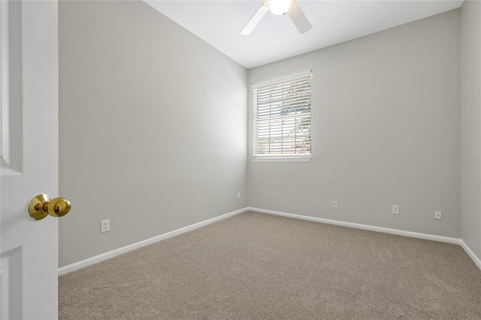 PHILLIPS BAY CONDO PH 02 OR 5723/2465 - Residential