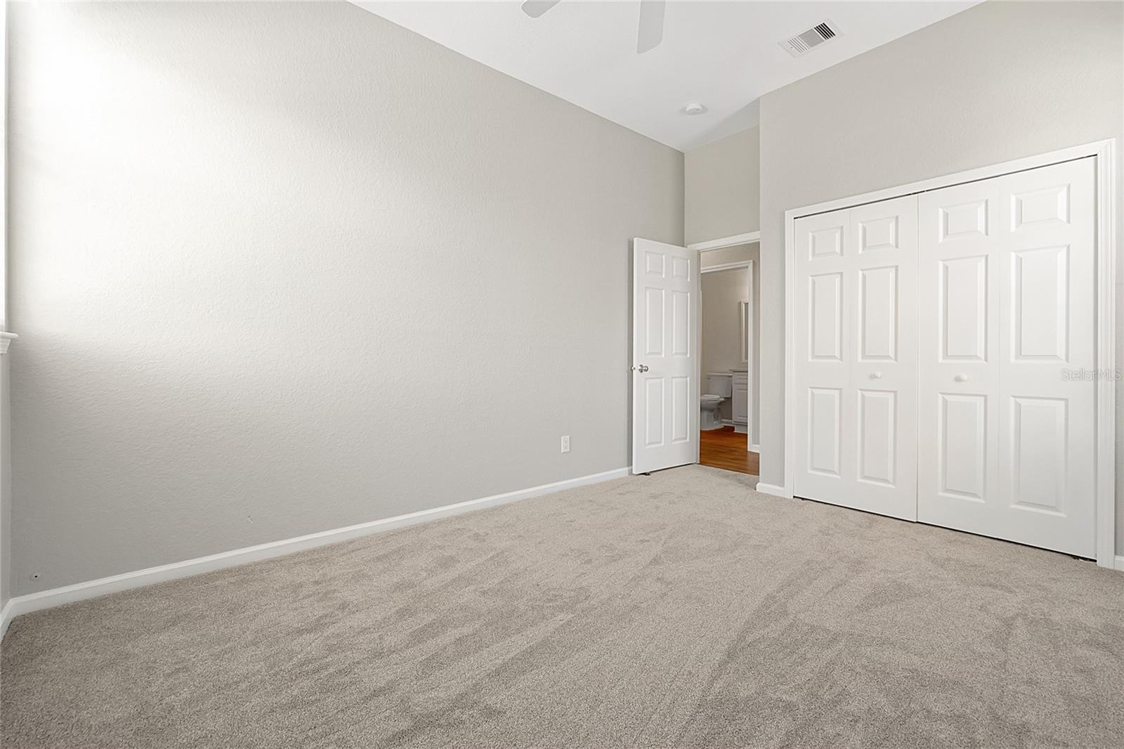 PHILLIPS BAY CONDO PH 02 OR 5723/2465 - Residential