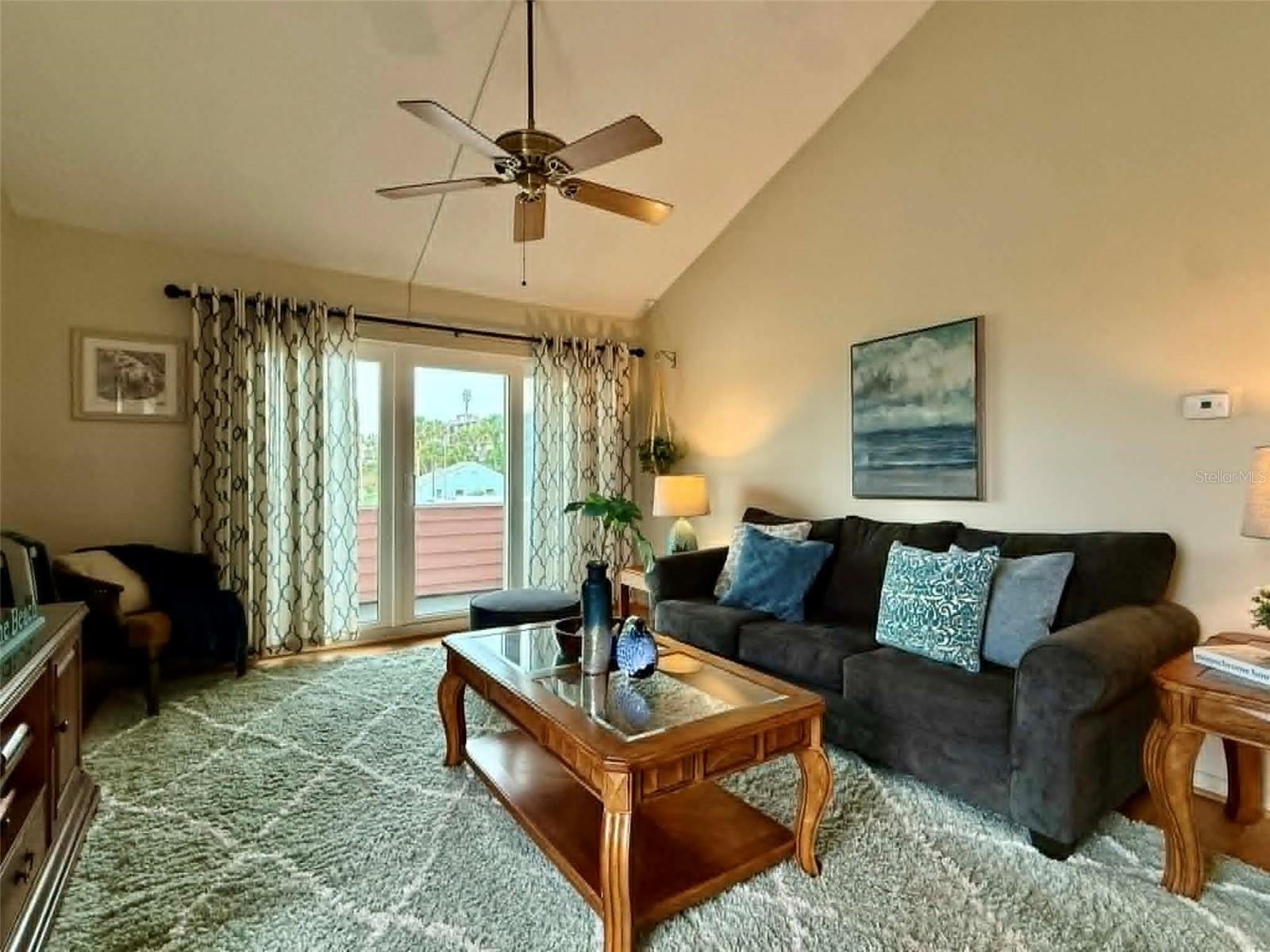 QUAIL HOLLOW - Residential