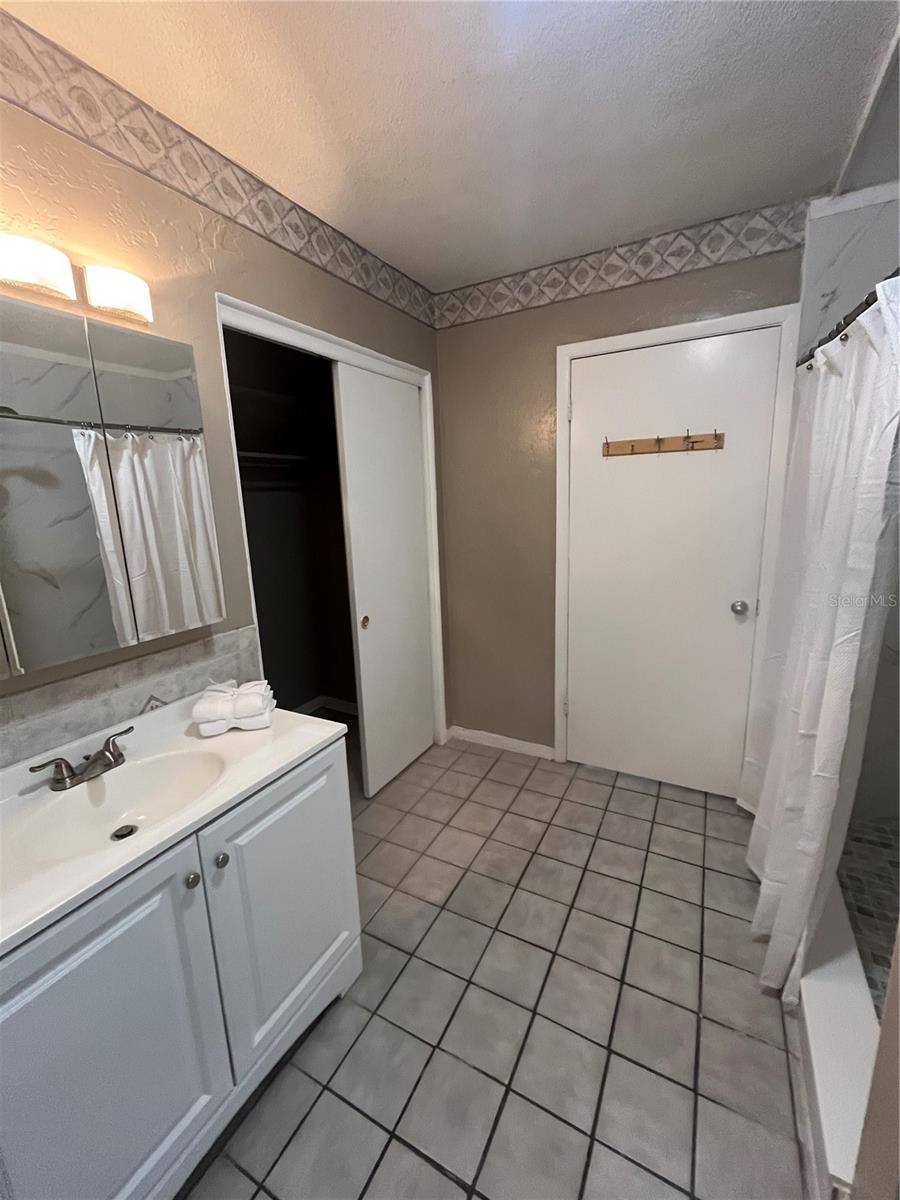 MILES PINES - Residential Lease