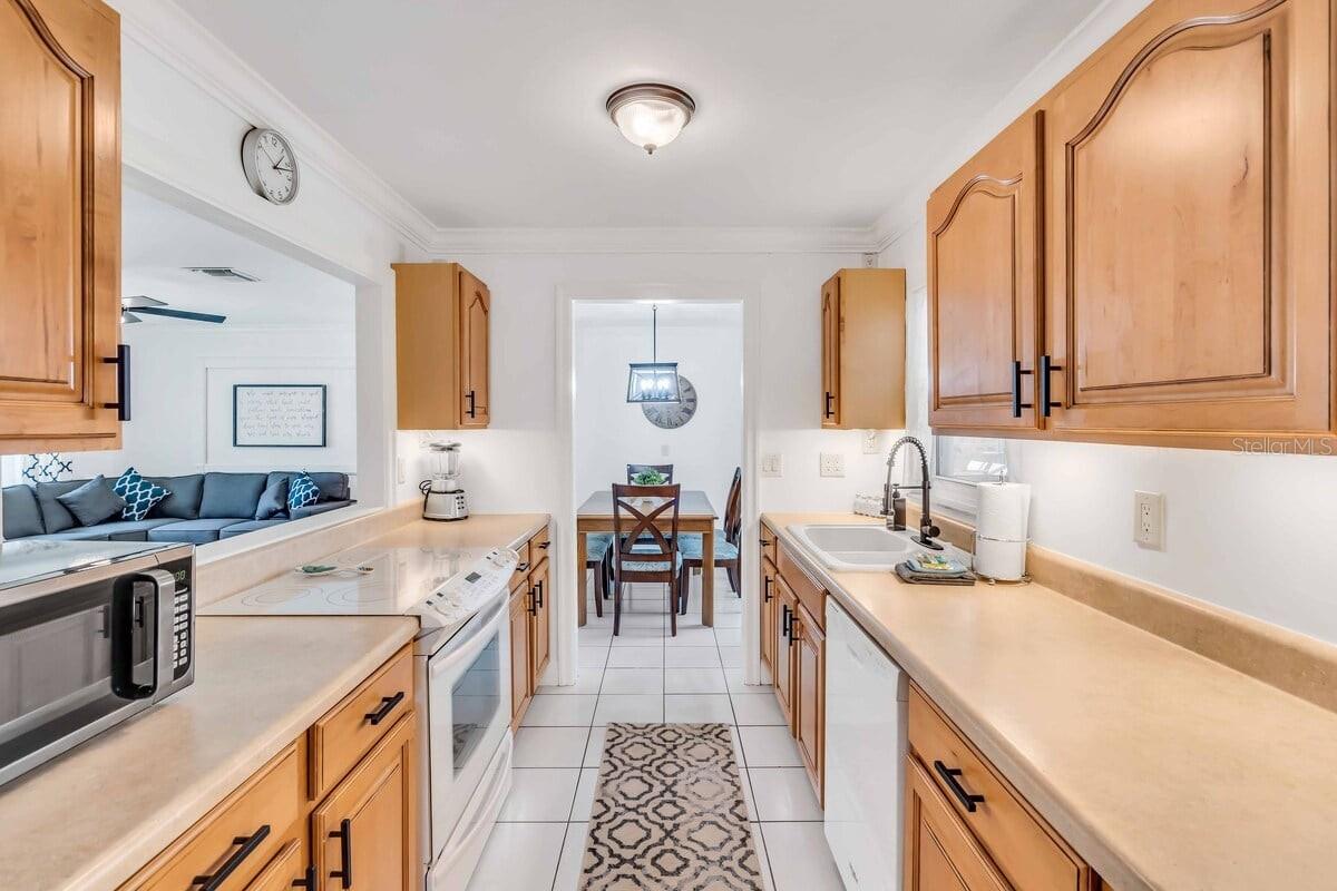 SARASOTA SPGS - Residential