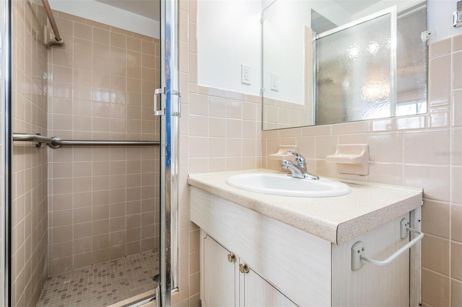 JASMINE LAKES - Residential