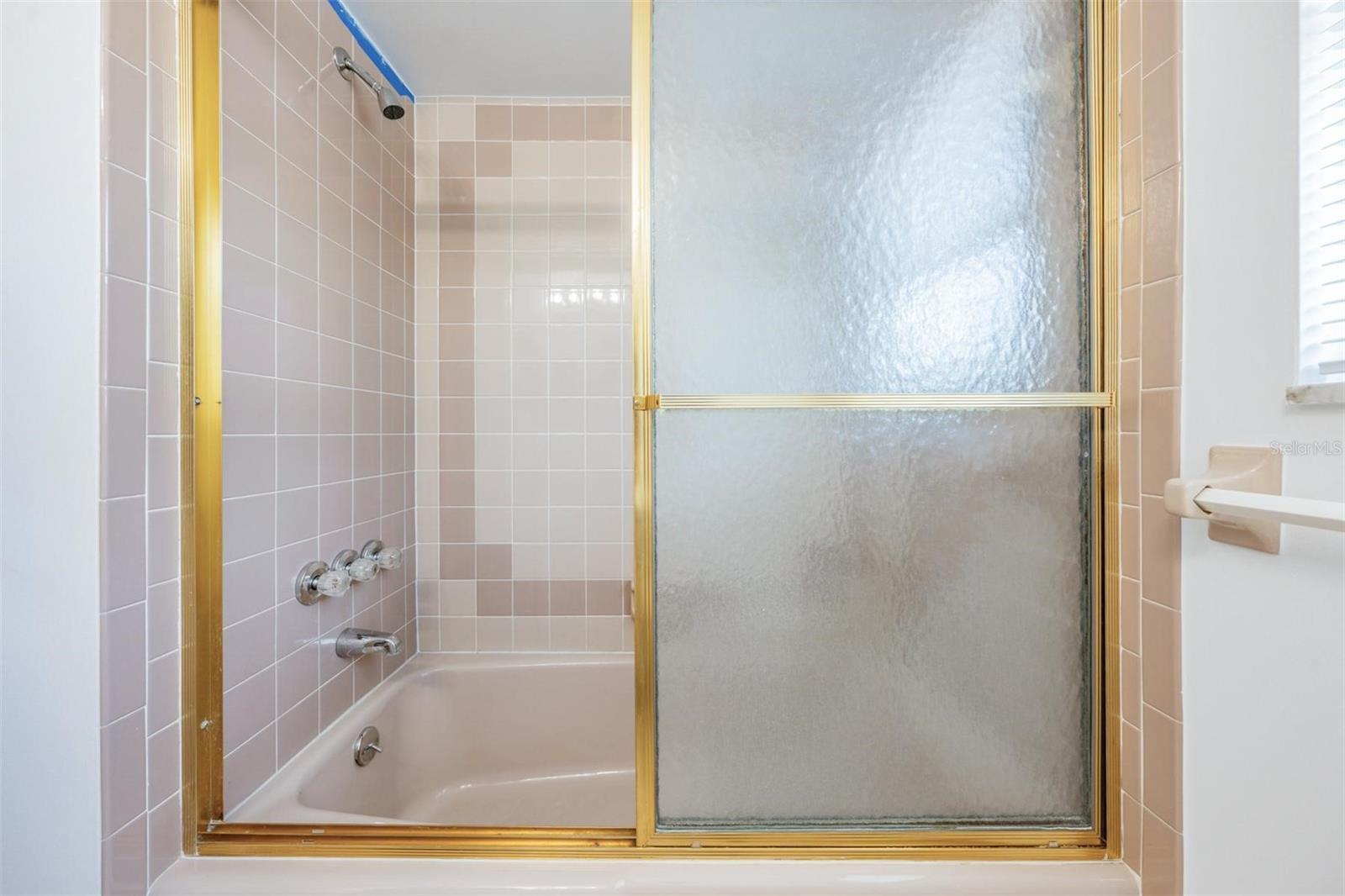 JASMINE LAKES - Residential