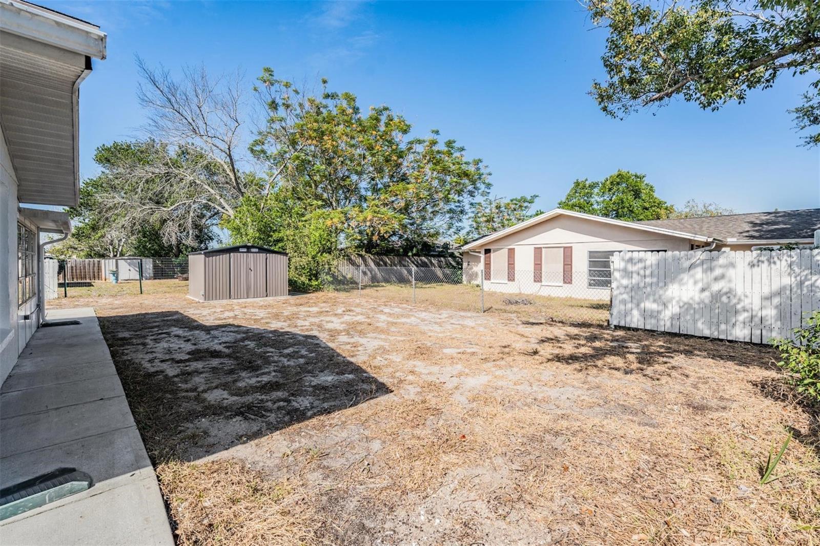 JASMINE LAKES - Residential