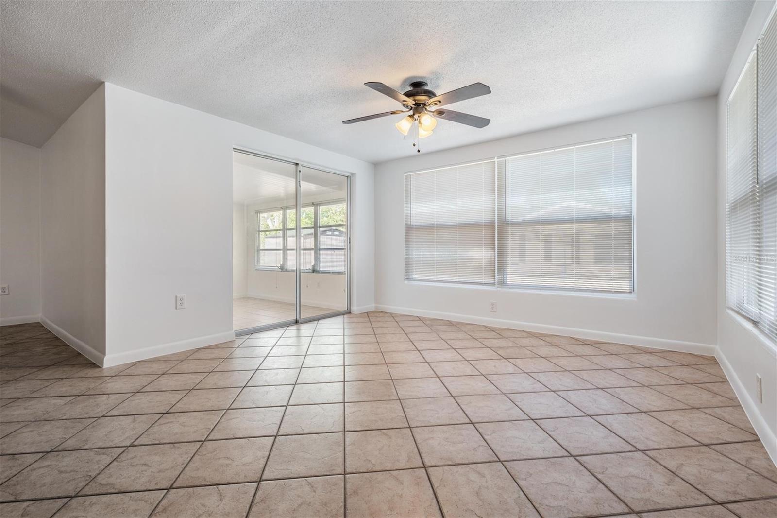 JASMINE LAKES - Residential