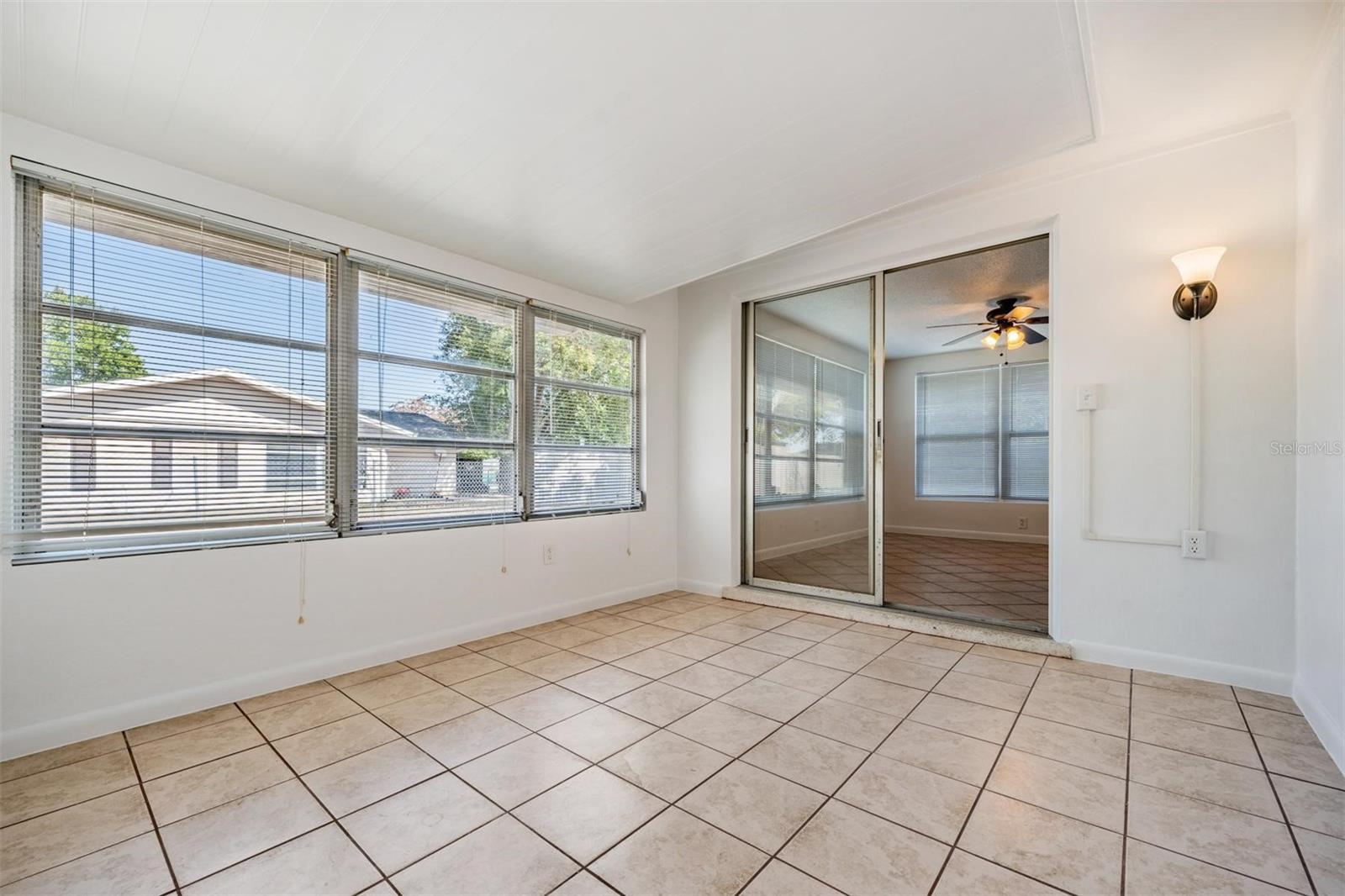 JASMINE LAKES - Residential