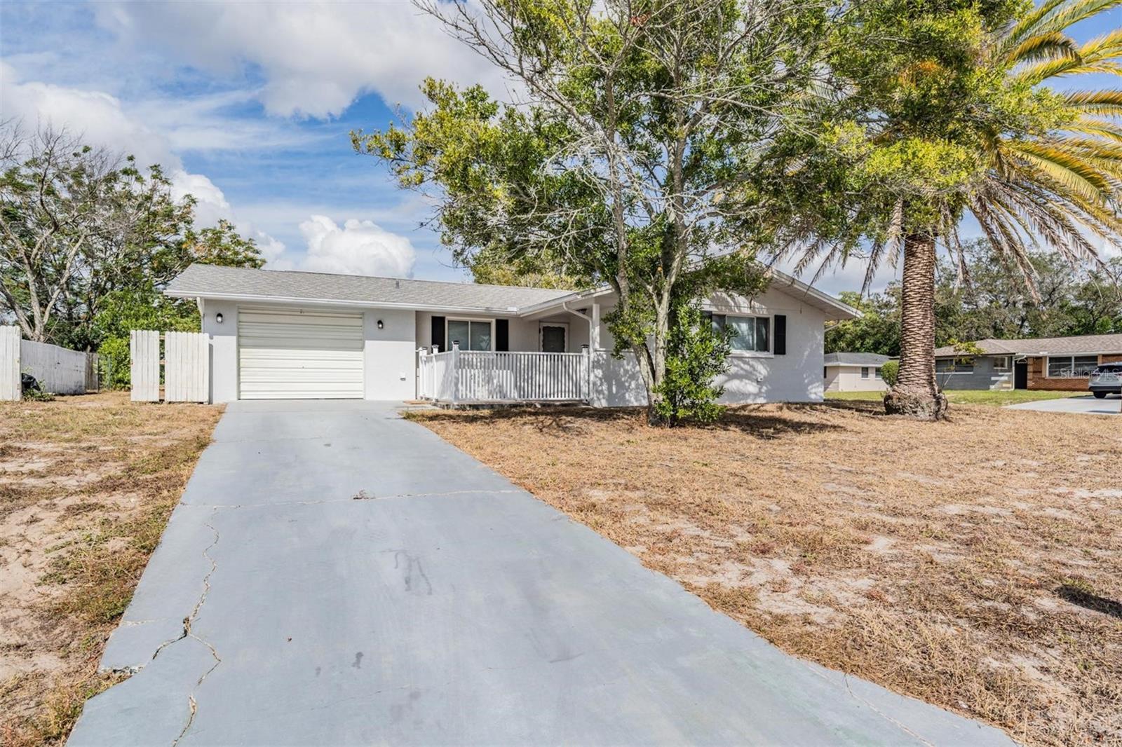 JASMINE LAKES - Residential