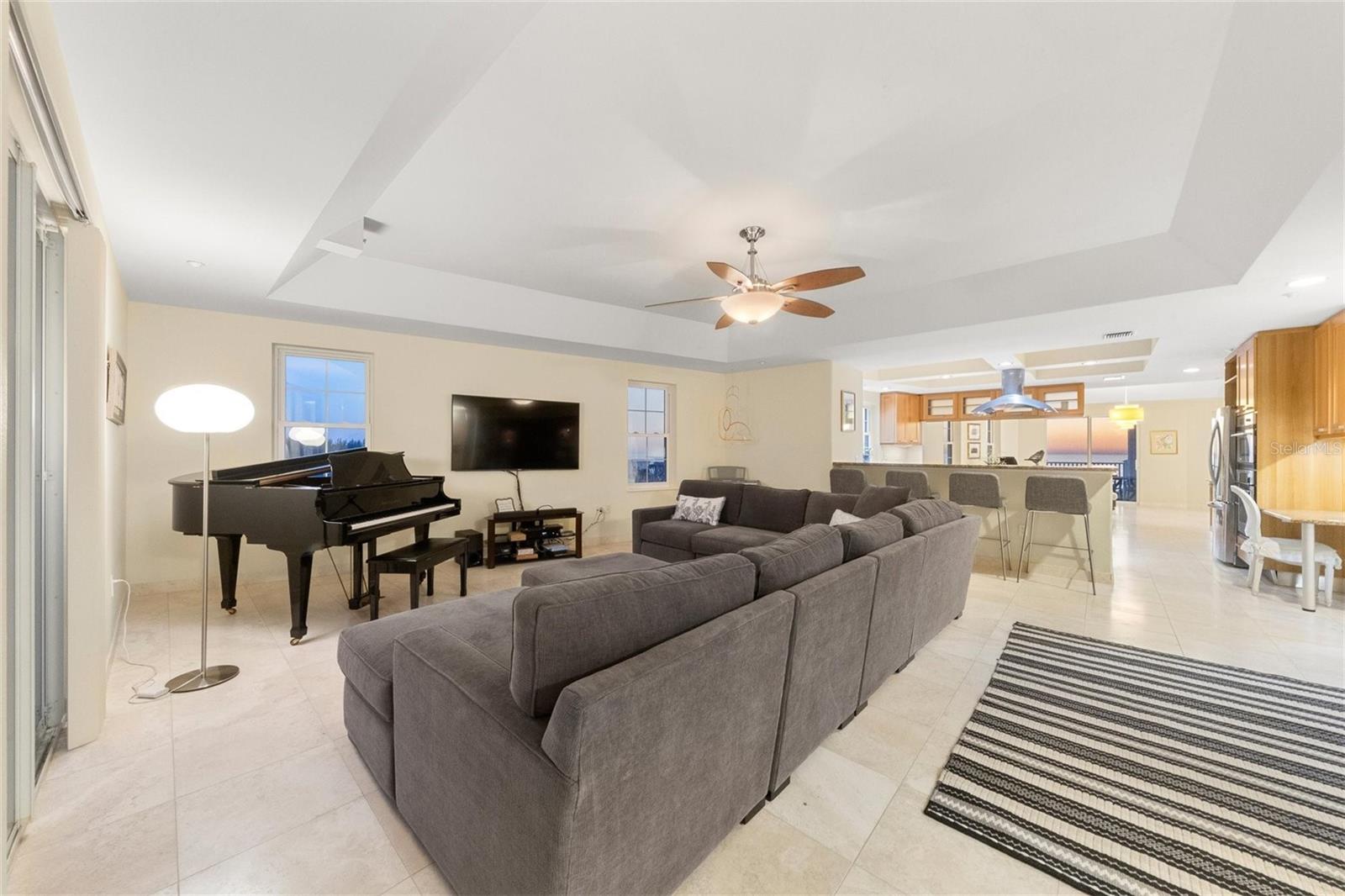 THE SEA BREEZE - Residential