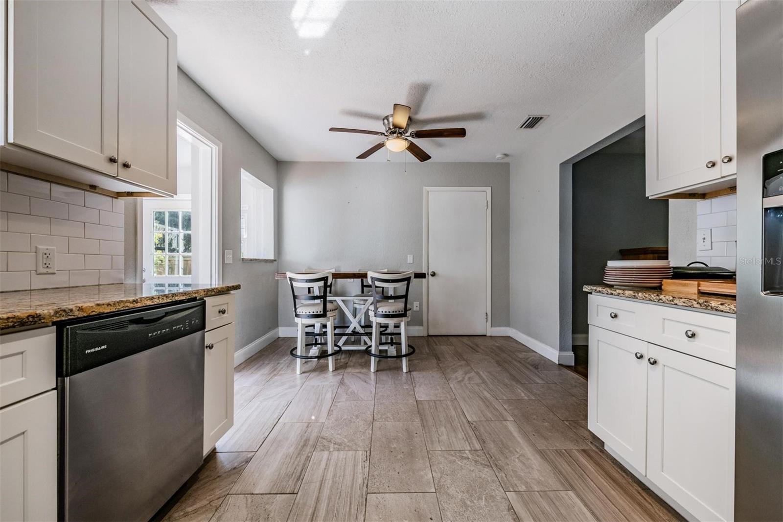 LA JOLLA SUB - Residential