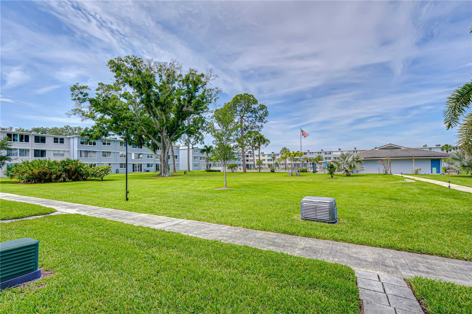 WINSTON PARK NORTHEAST - Residential