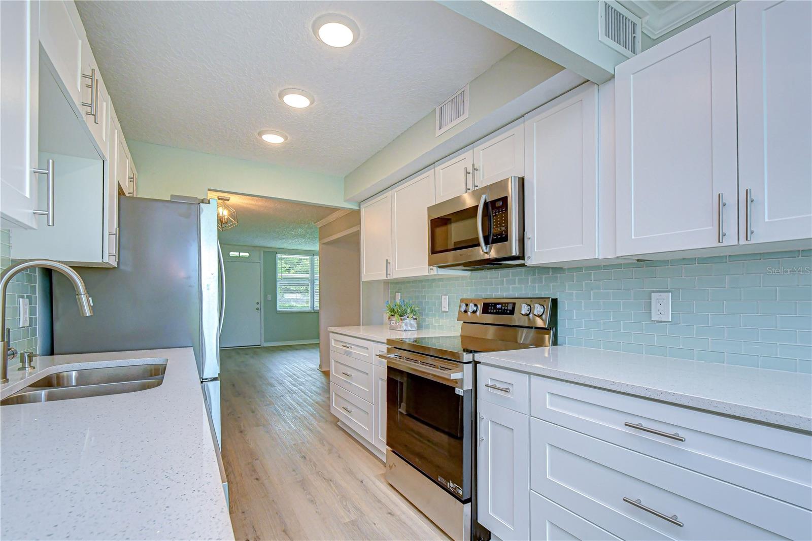 WINSTON PARK NORTHEAST - Residential