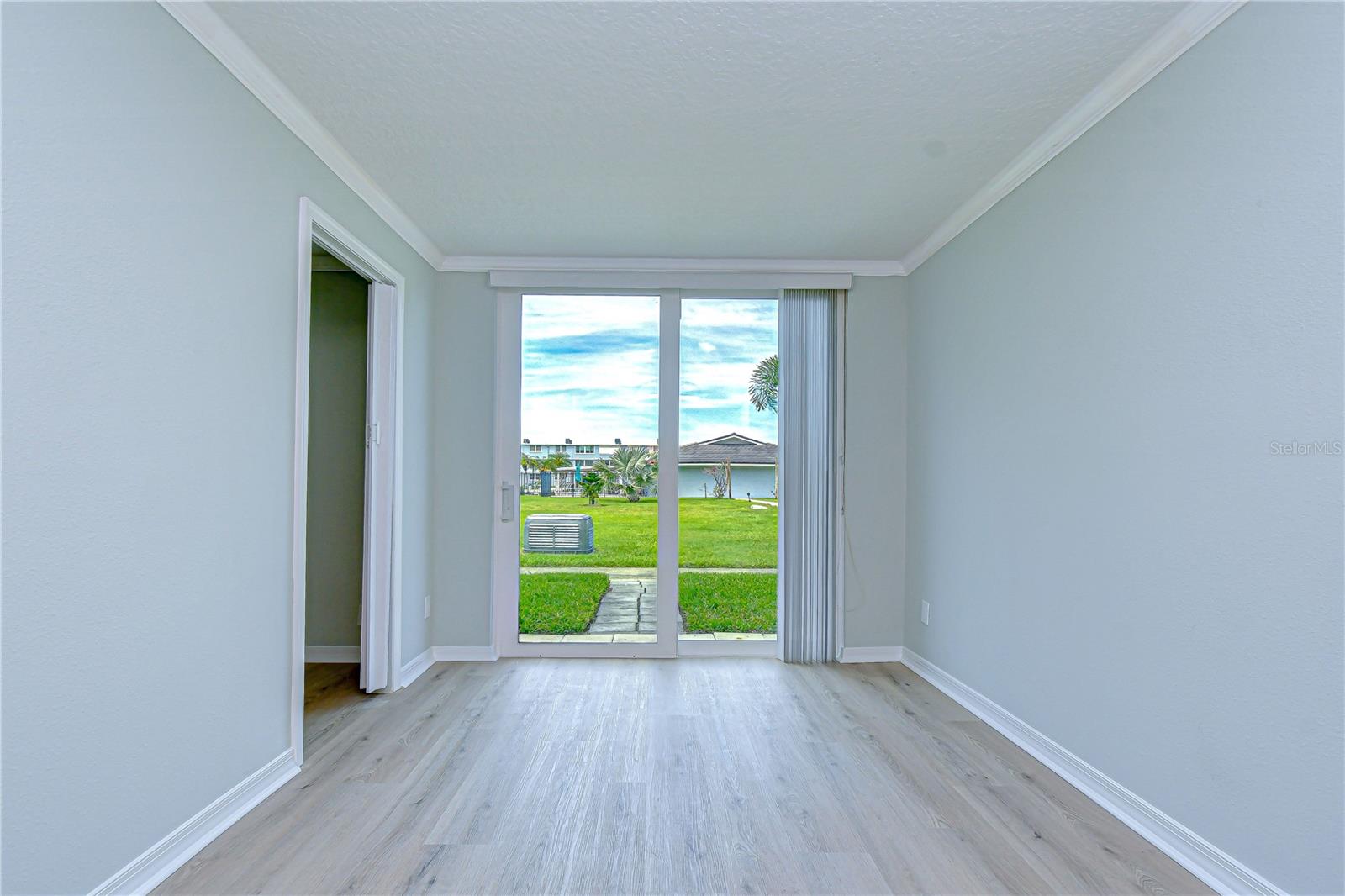 WINSTON PARK NORTHEAST - Residential
