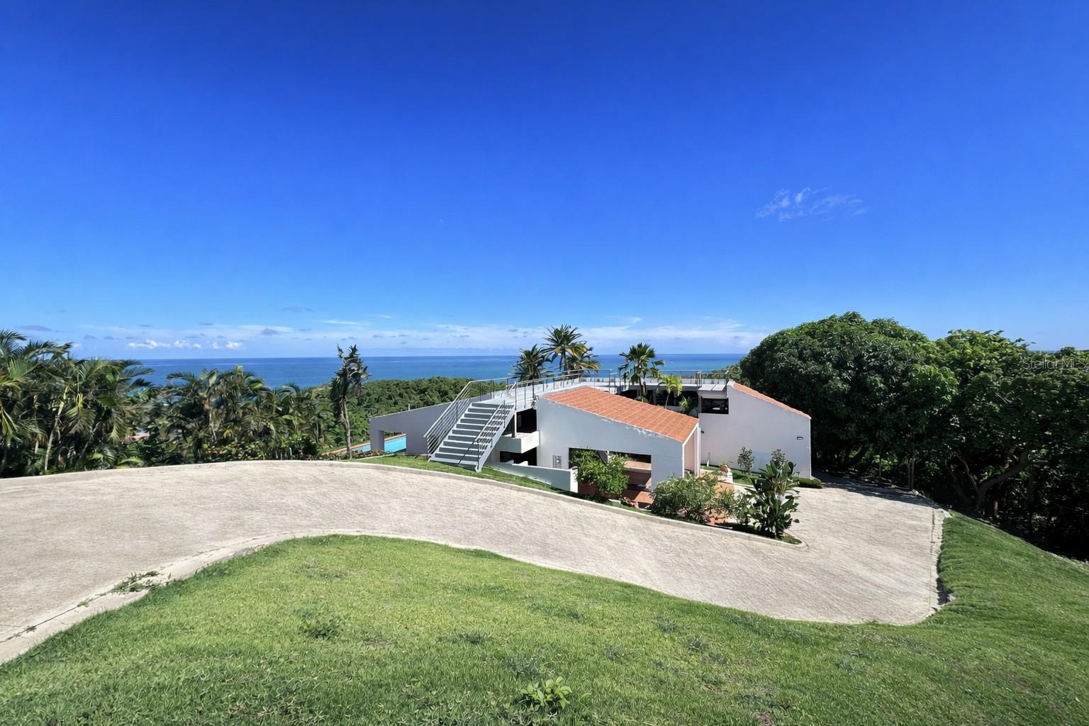 Palmas Dr RIDGE TOP DIRVE