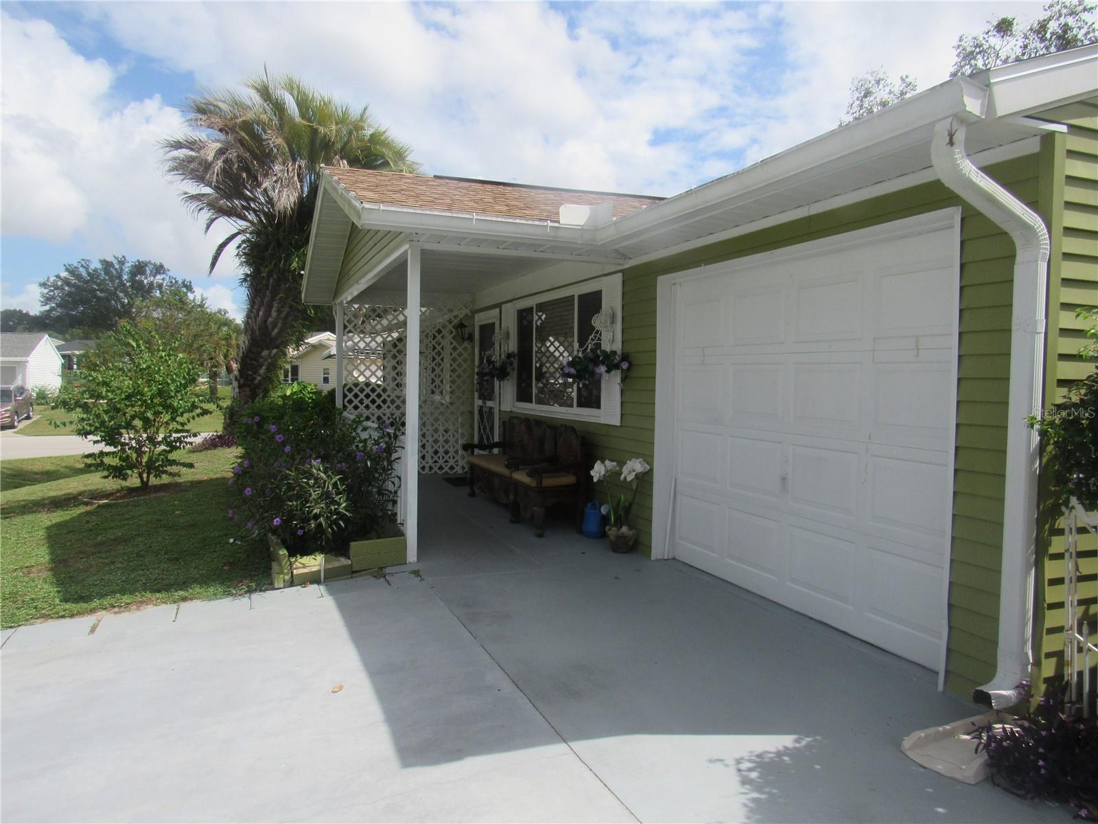 8942 SW 109TH LANE