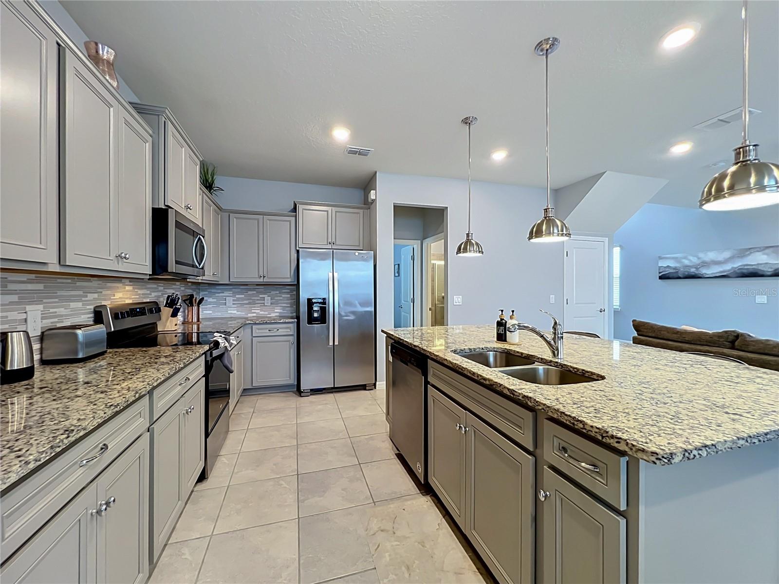 WINDSOR ISLAND RESIDENCE - Residential