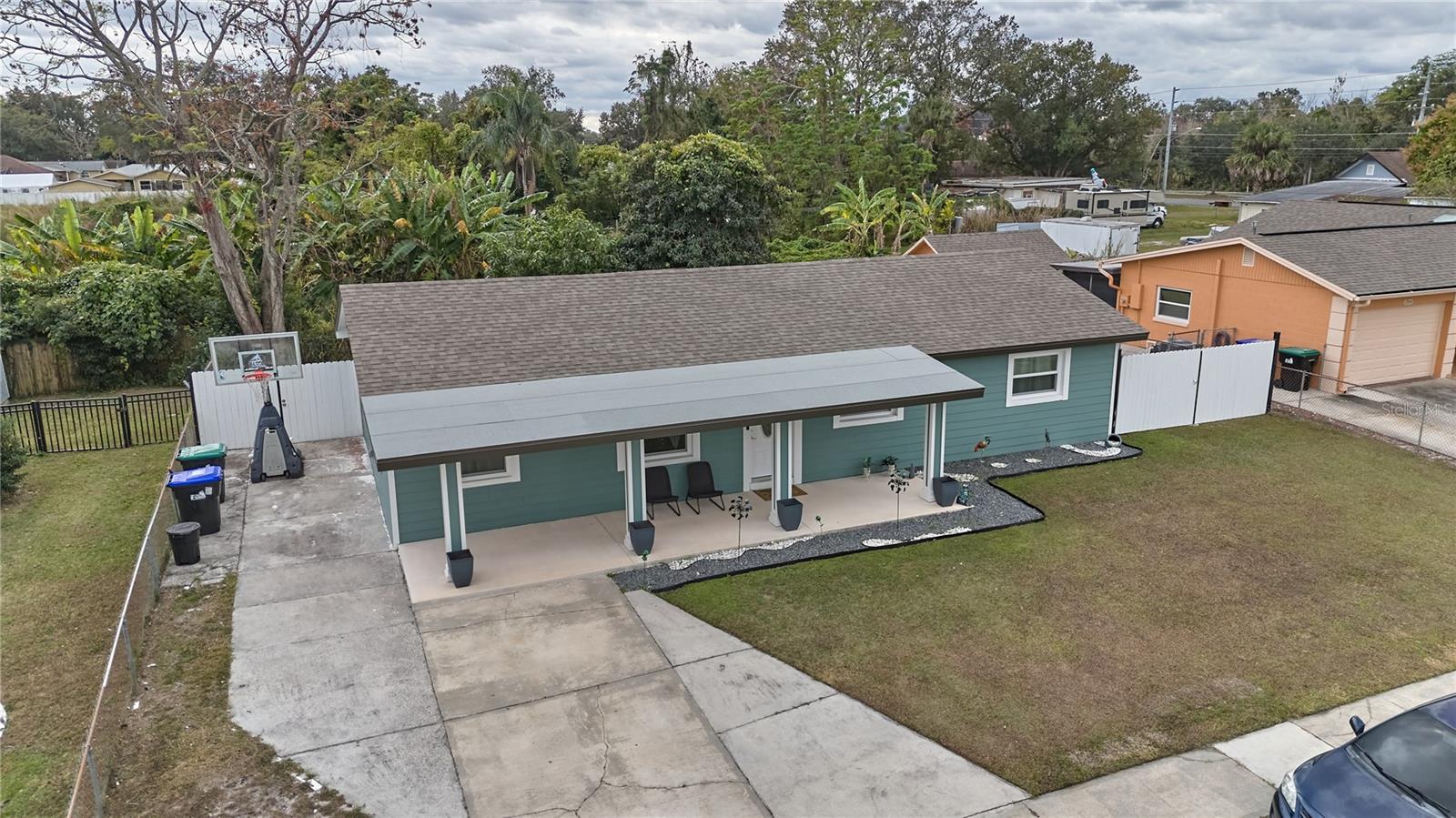 IVANHOE ESTATES - Residential