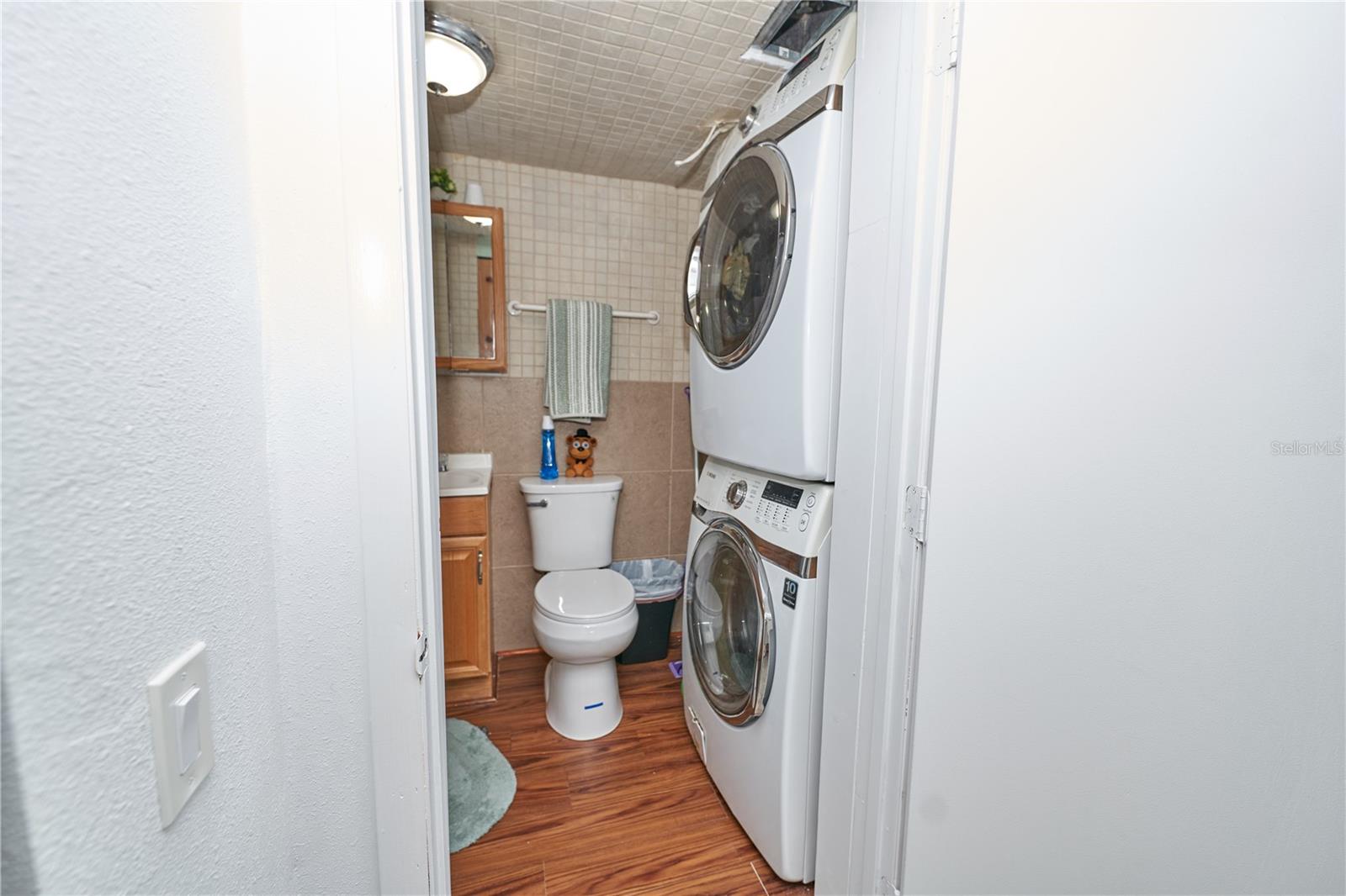 IVANHOE ESTATES - Residential