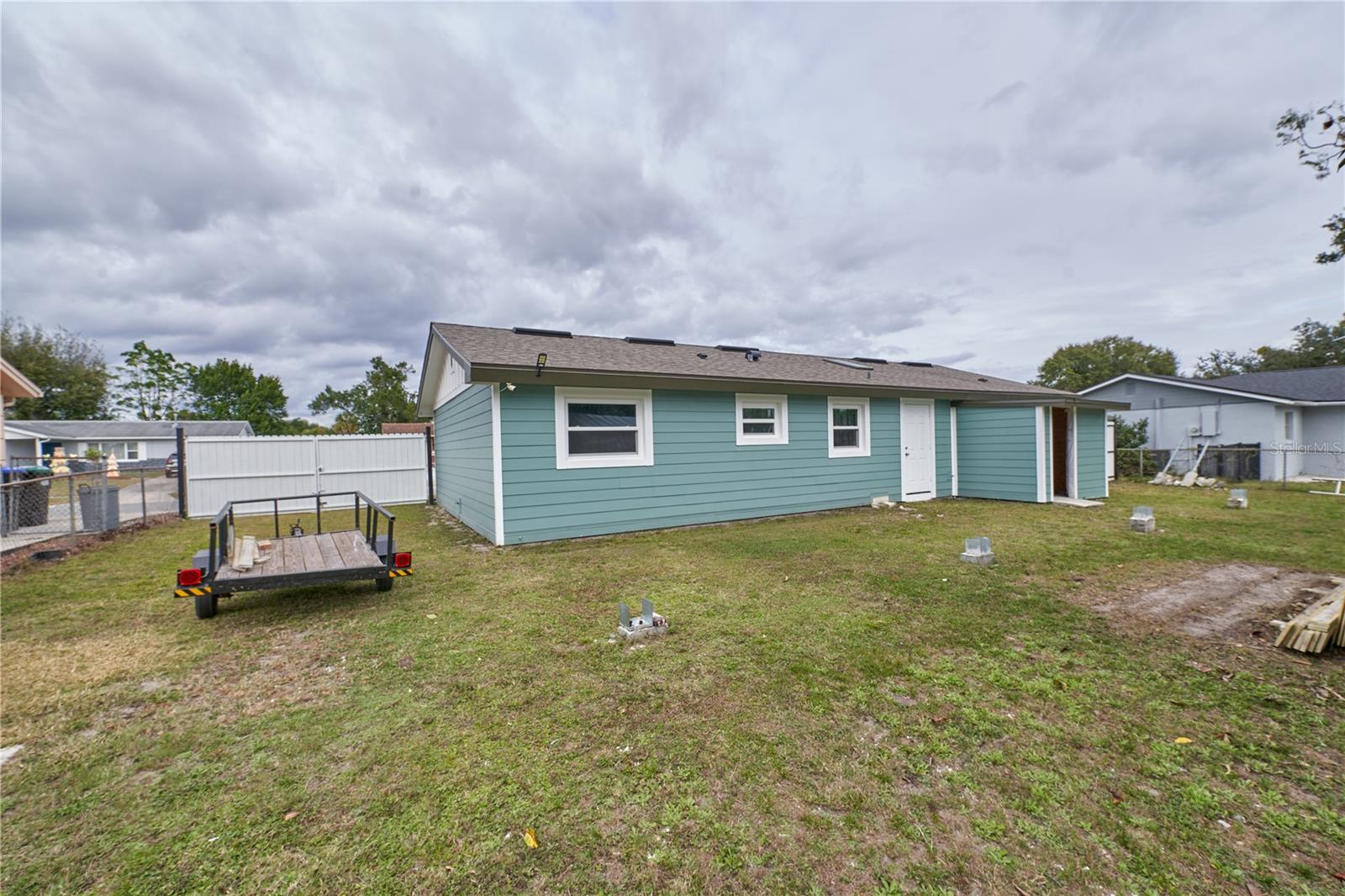 IVANHOE ESTATES - Residential