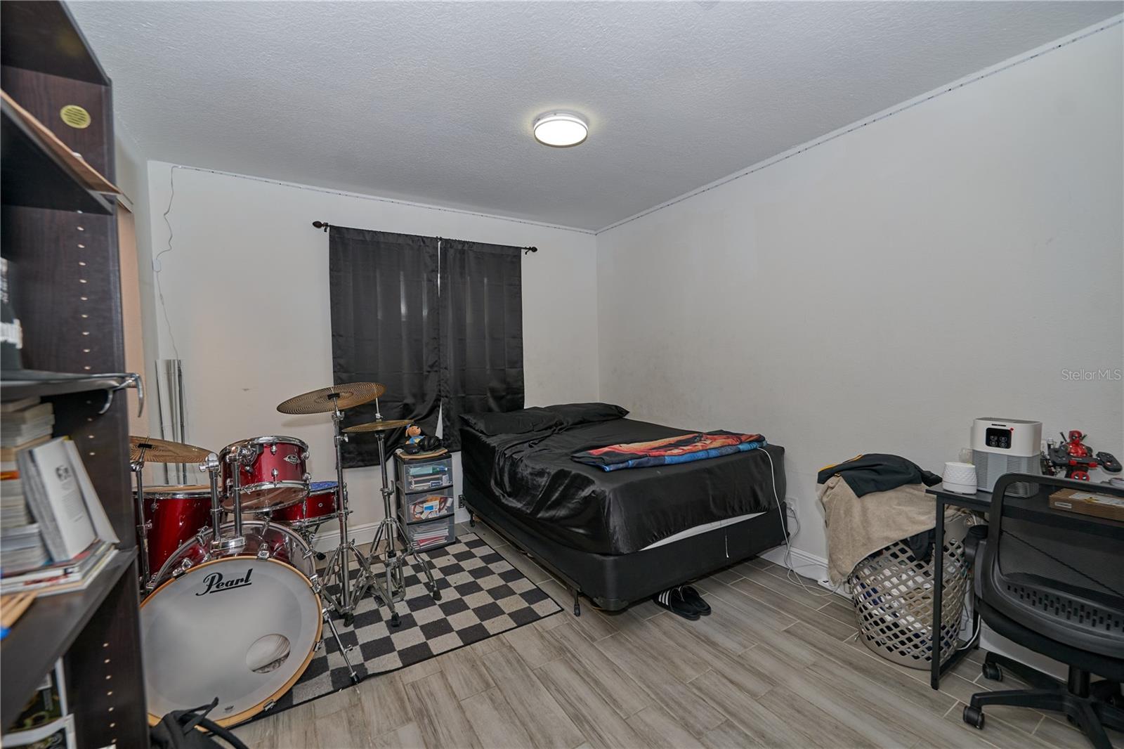 IVANHOE ESTATES - Residential