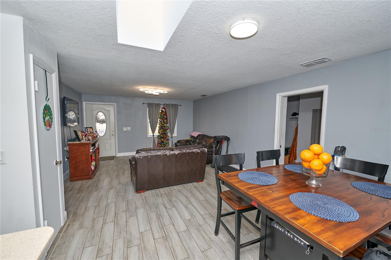 IVANHOE ESTATES - Residential