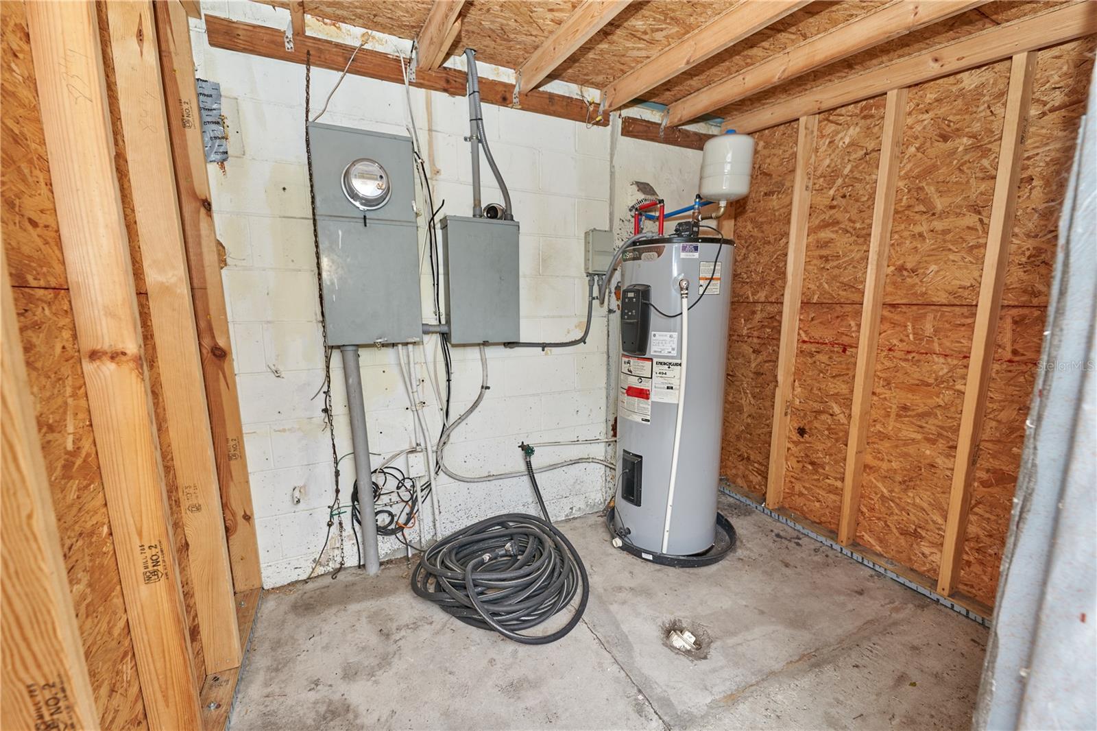 IVANHOE ESTATES - Residential