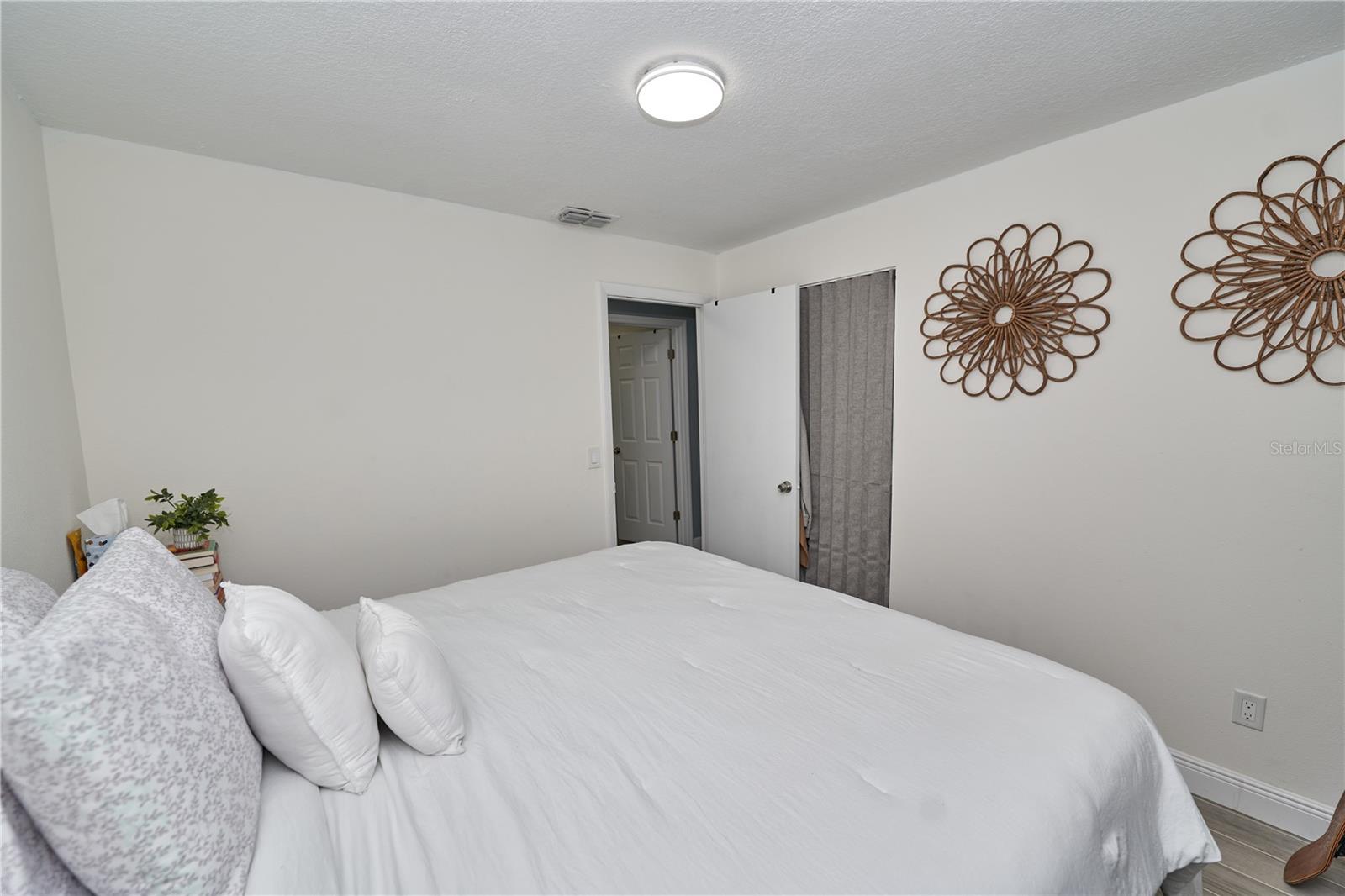 IVANHOE ESTATES - Residential