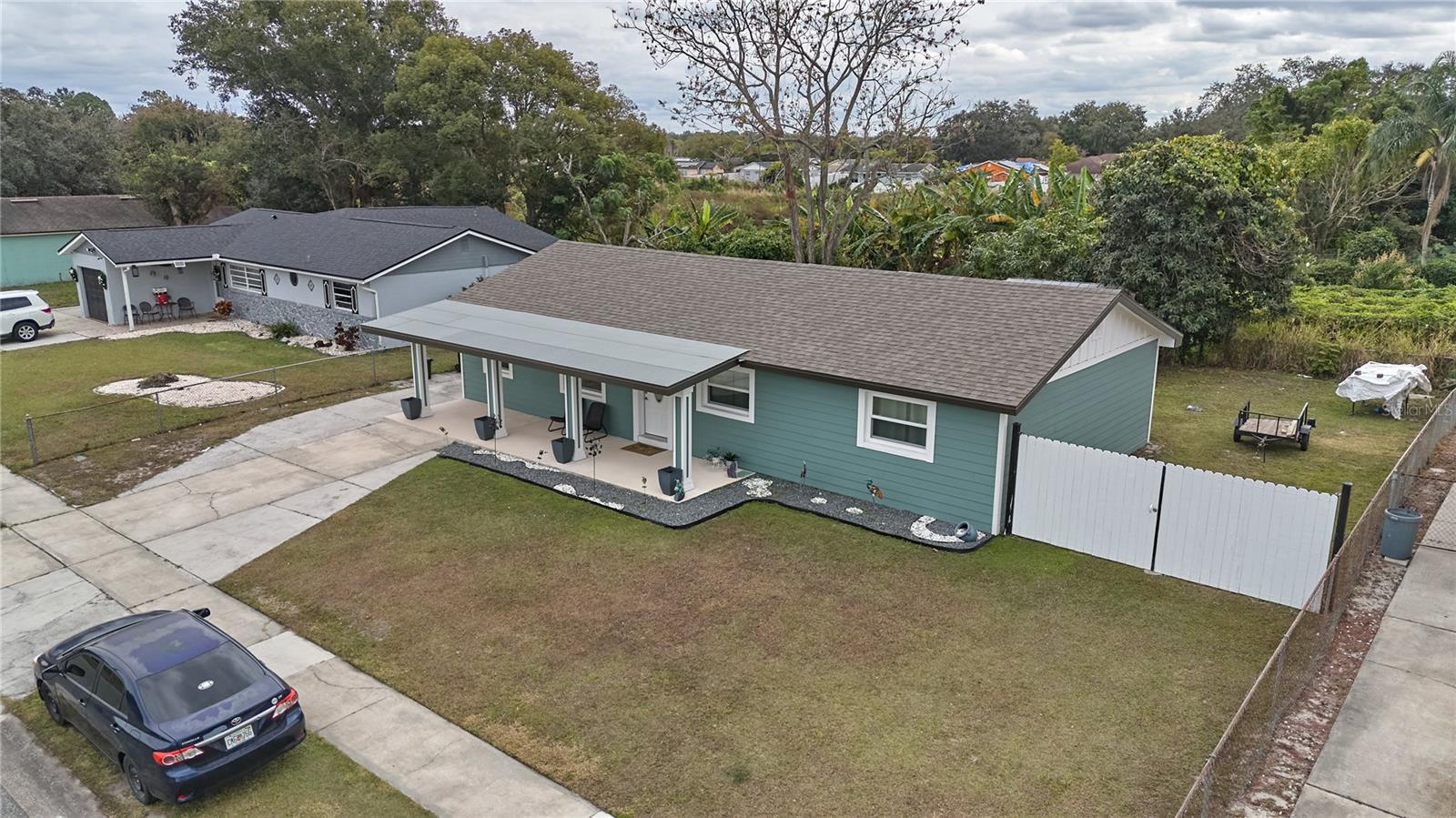 IVANHOE ESTATES - Residential