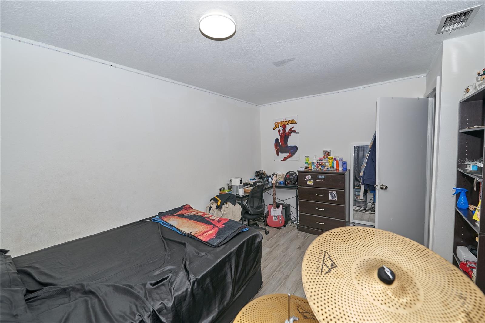 IVANHOE ESTATES - Residential