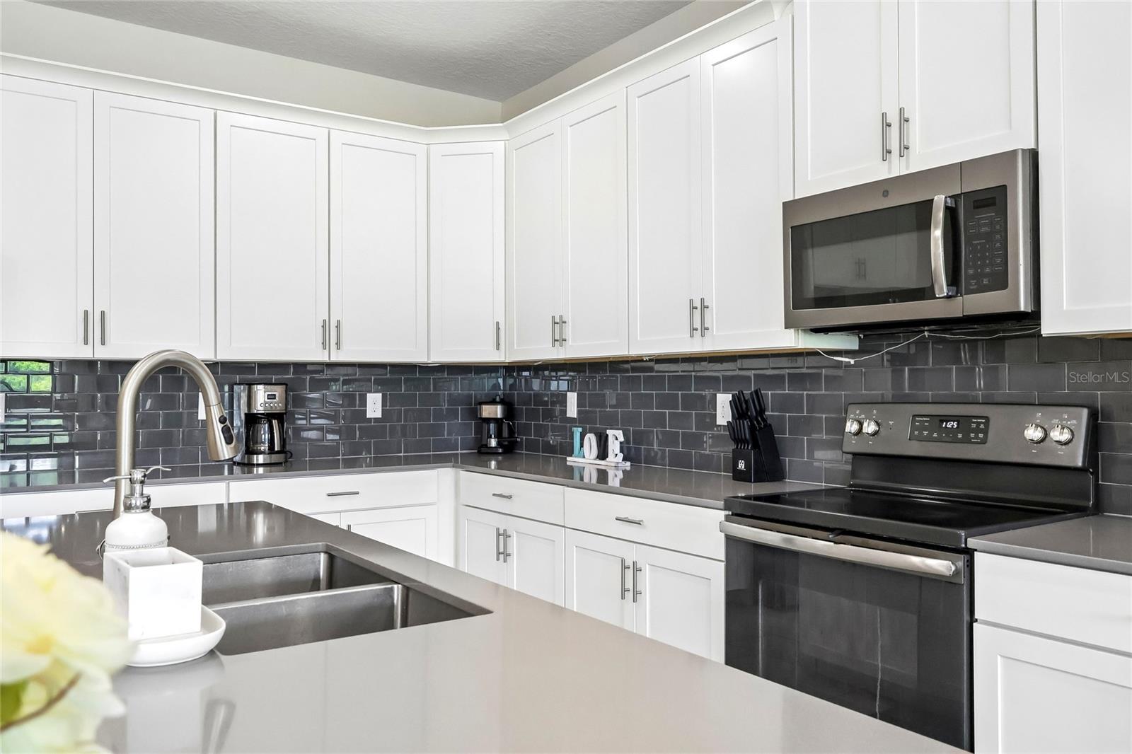 STOREY LAKE COVE - Residential