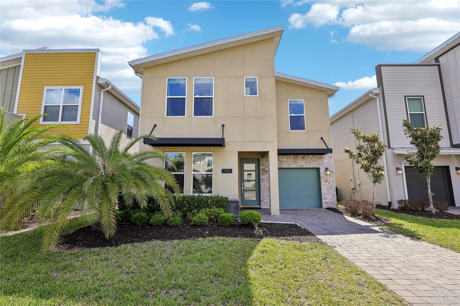 STOREY LAKE COVE - Residential