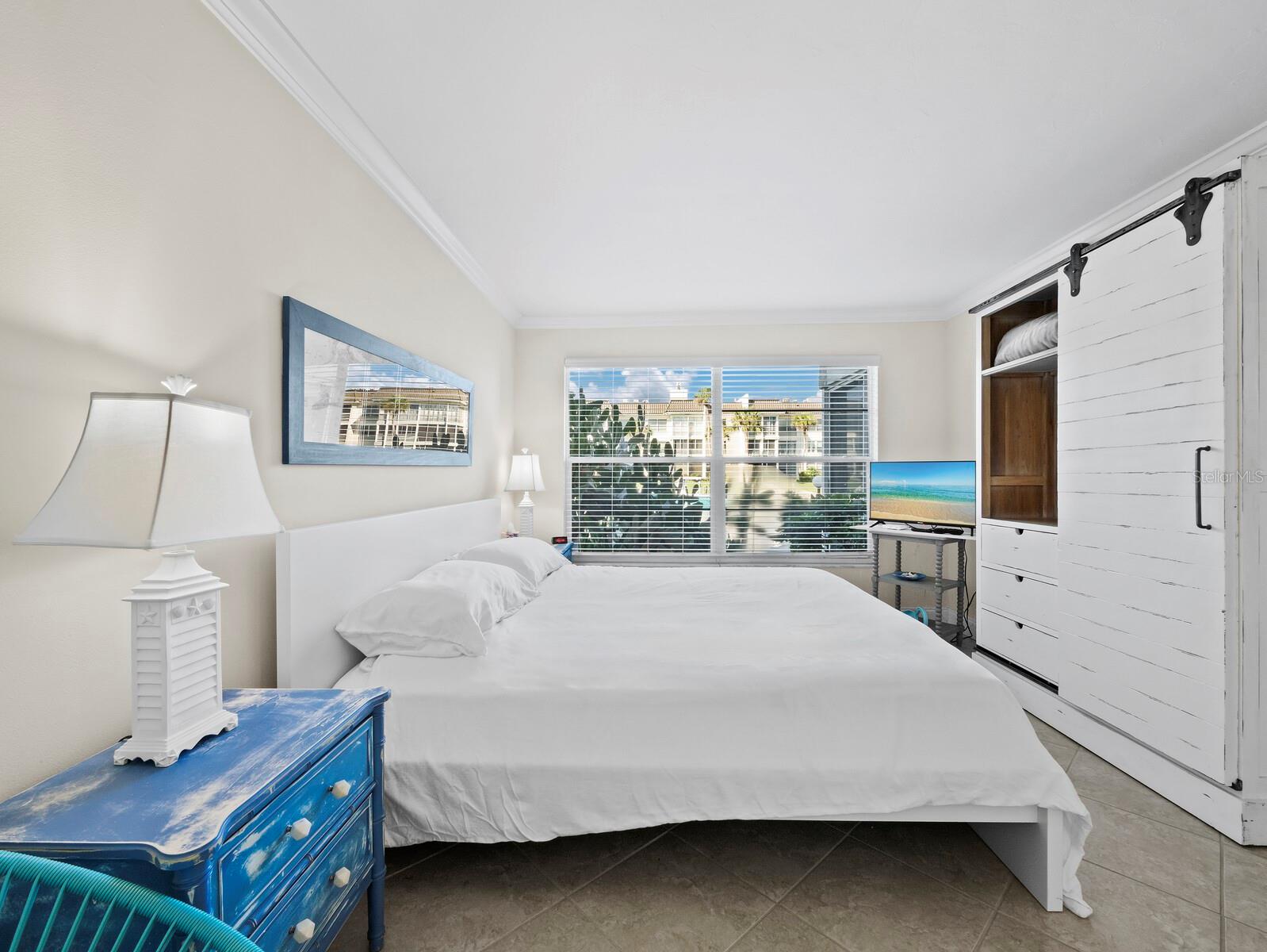 LONGBOAT HARBOUR - Residential