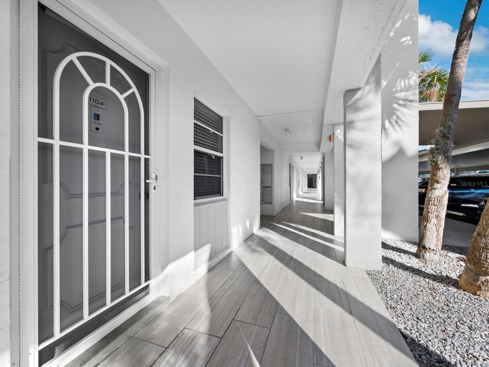 LONGBOAT HARBOUR - Residential